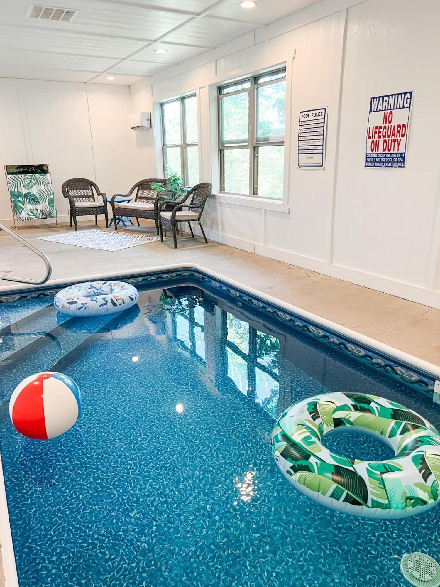 Indoor Heated Pool Hot Tub Cabin Sevierville Exterior photo