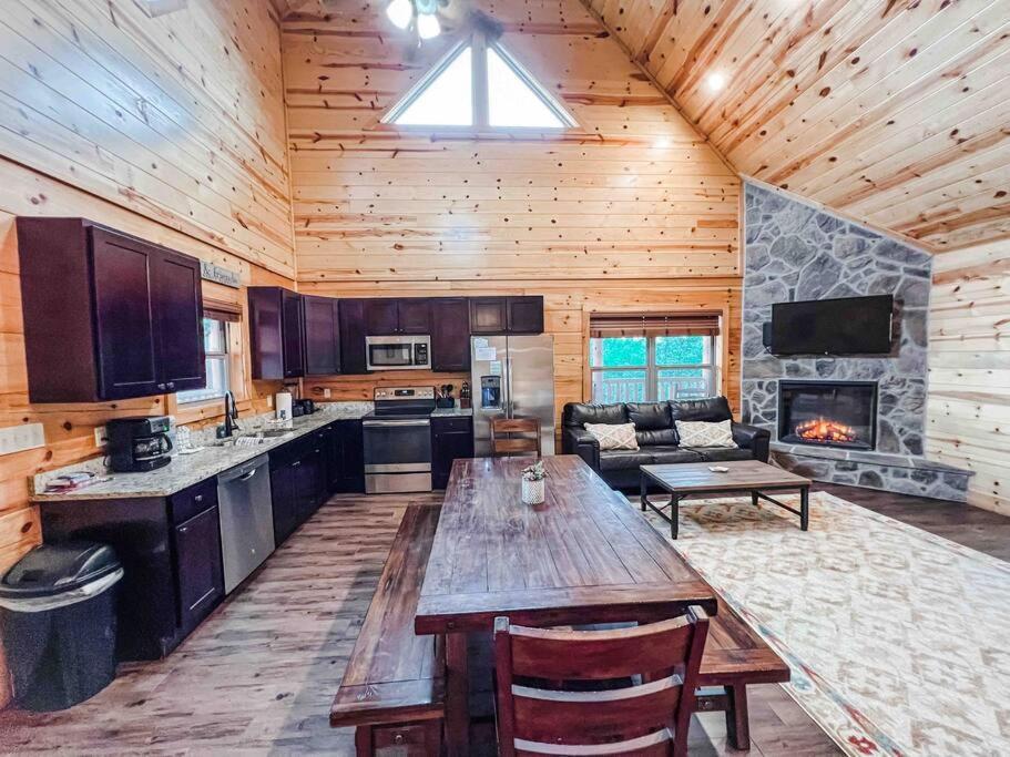 Indoor Heated Pool Hot Tub Cabin Sevierville Exterior photo