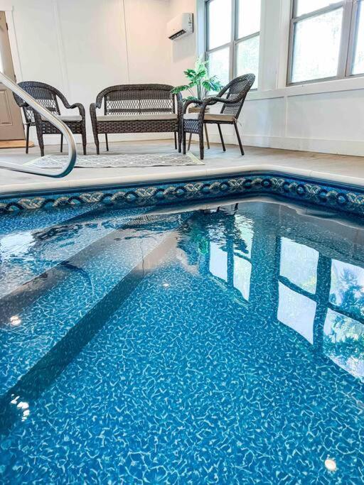 Indoor Heated Pool Hot Tub Cabin Sevierville Exterior photo