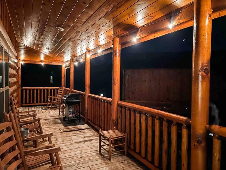 Indoor Heated Pool Hot Tub Cabin Sevierville Exterior photo