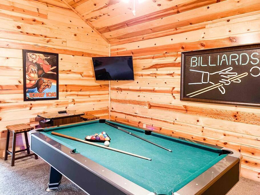 Indoor Heated Pool Hot Tub Cabin Sevierville Exterior photo