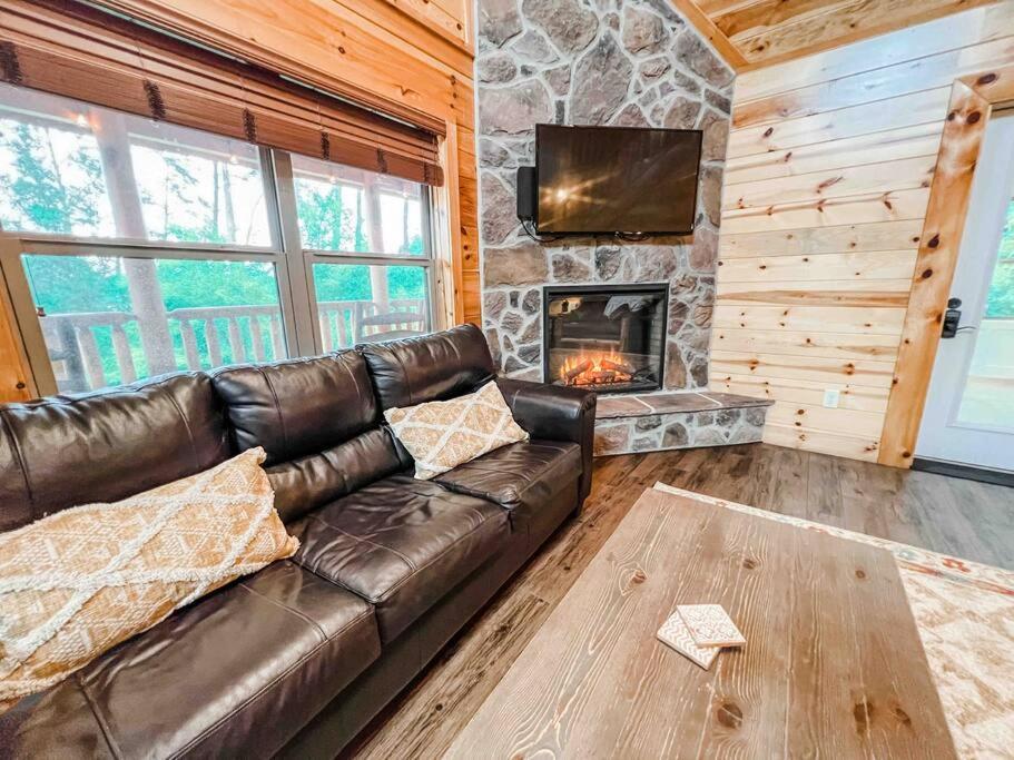 Indoor Heated Pool Hot Tub Cabin Sevierville Exterior photo